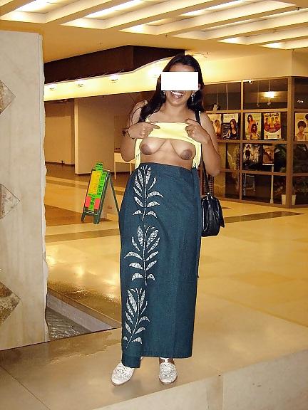 13P Indian Aunty 157