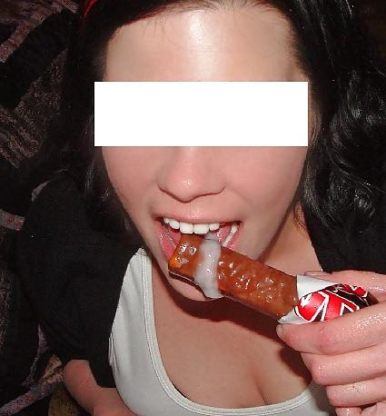 19P Cum Eating 