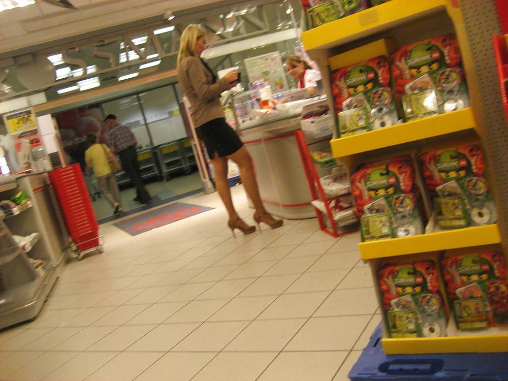 21P Babes in Public