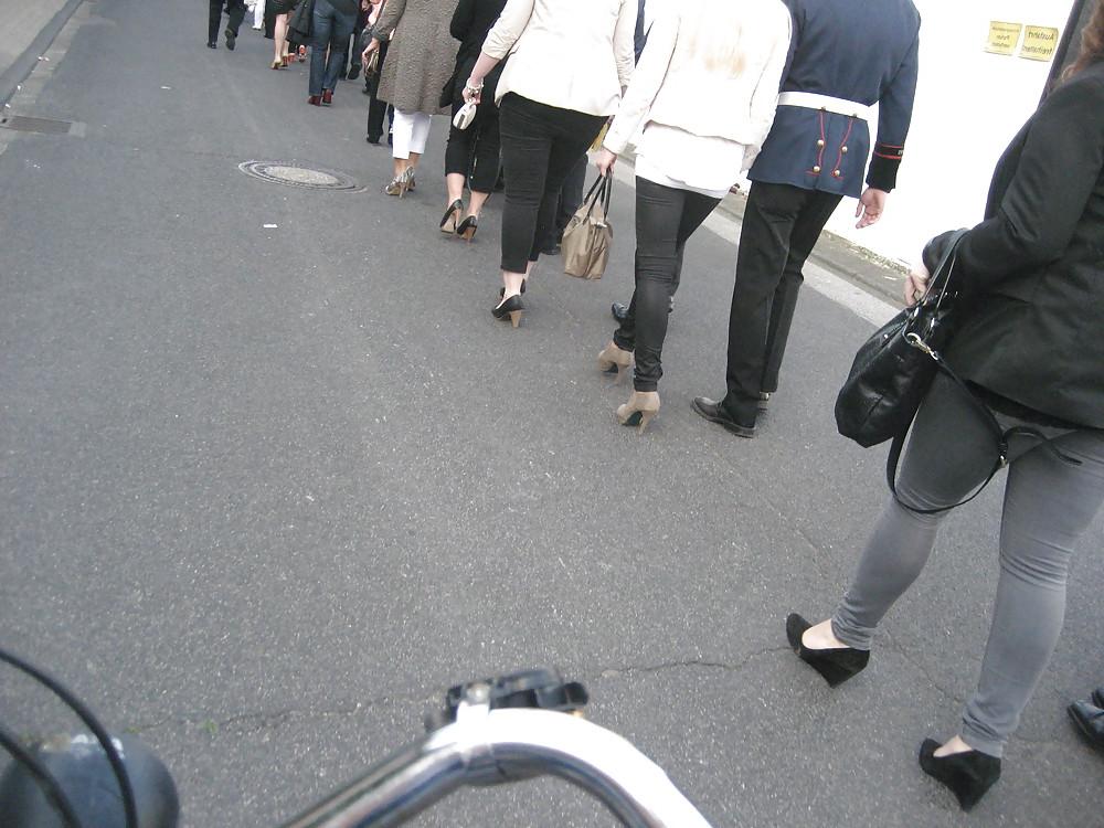 21P Babes in Public