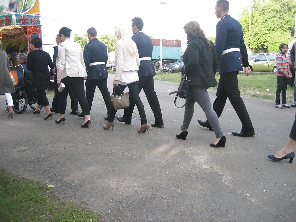 21P Babes in Public