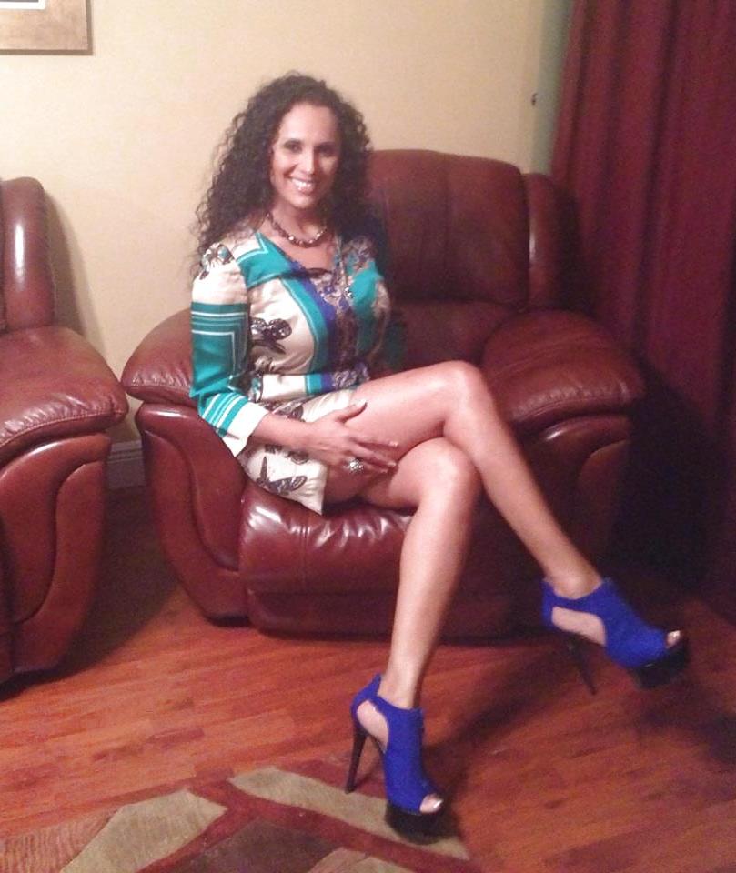 25P Honduras Sexy MILF!