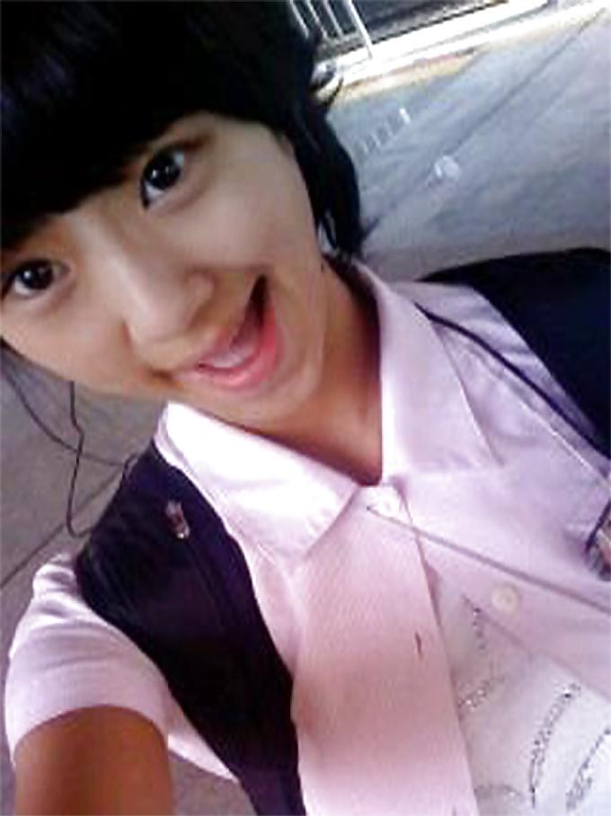 25P Teen Girls-Indonesian high school