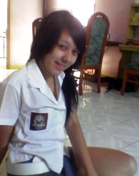 25P Teen Girls-Indonesian high school