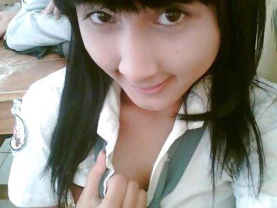 25P Teen Girls-Indonesian high school