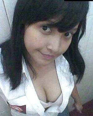 25P Teen Girls-Indonesian high school