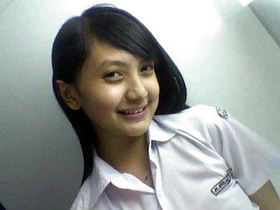 25P Teen Girls-Indonesian high school