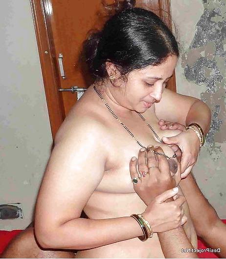 25P Indian aunty 114