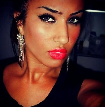 11P Sexy Persian 