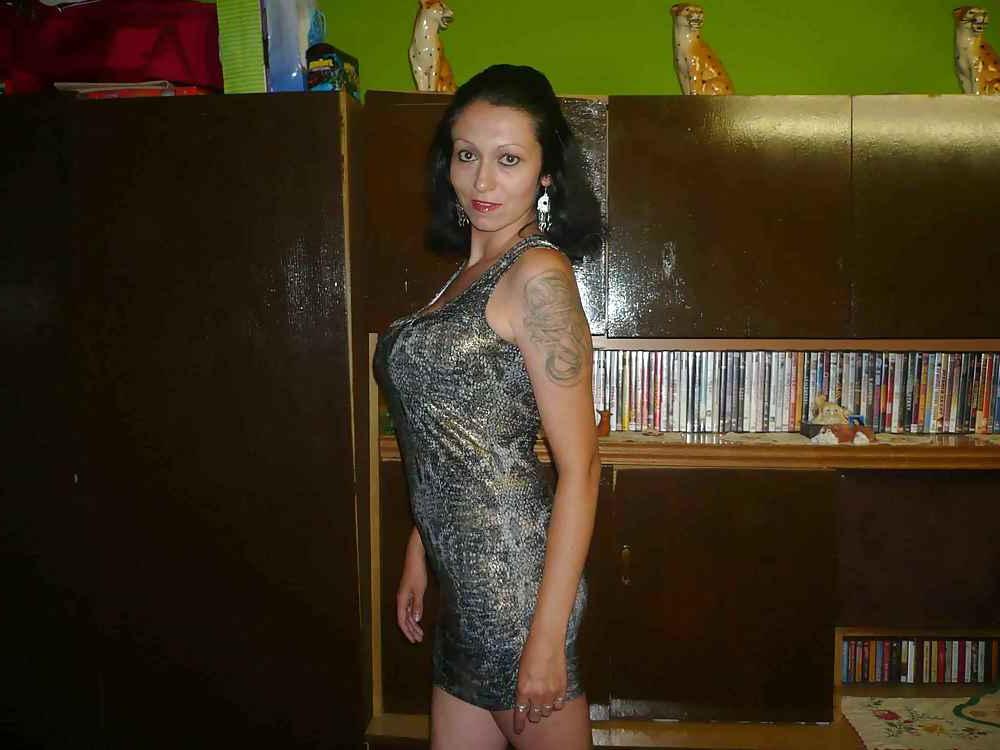7P Hungarian gypsi girl