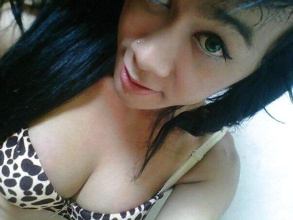 25P No nude but sexy indonesian