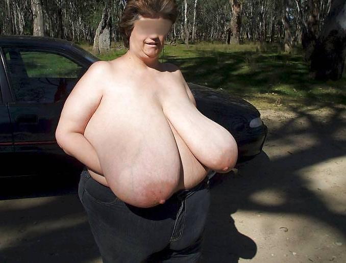 11P FAT GRANNY WITH HUGE BOOBS 