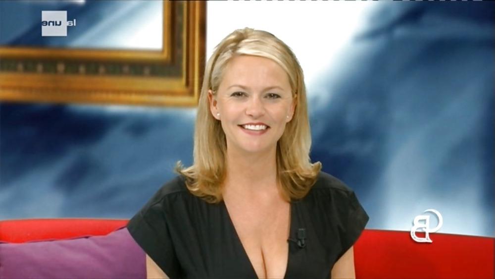 25P Tv host i like (with big boobs) or would like to fuck
