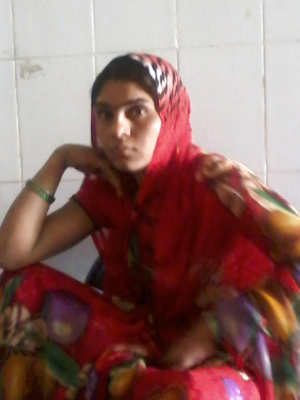9P Indian aunty