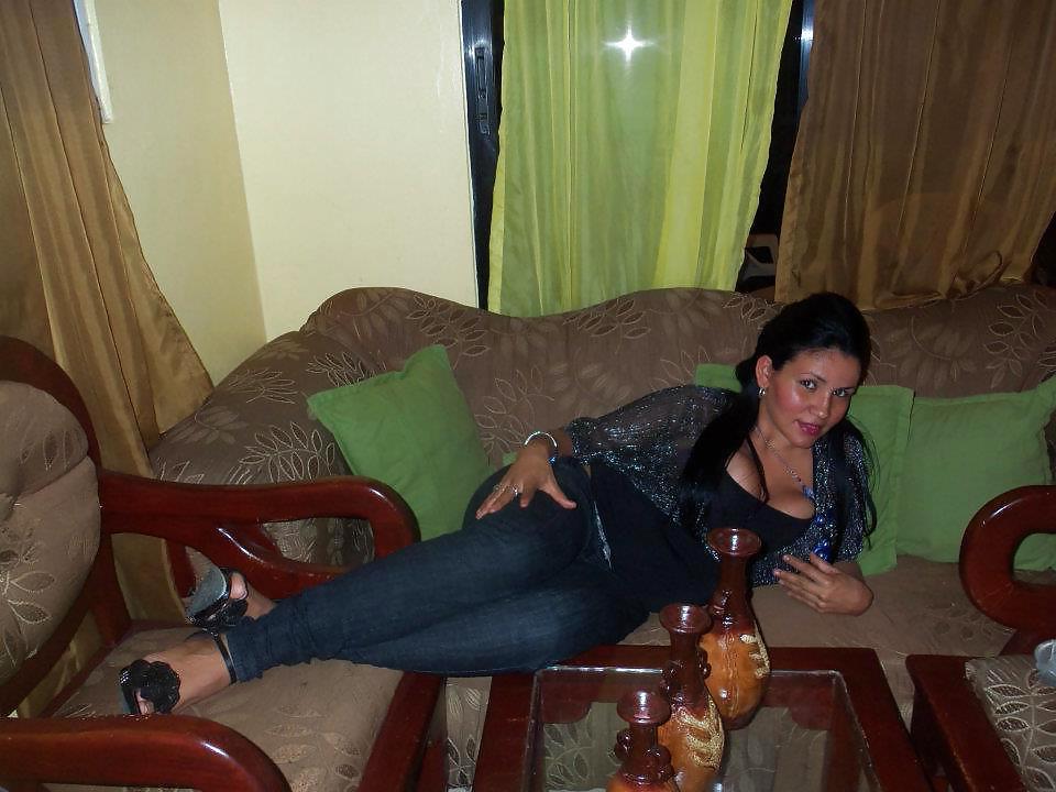 12P Big tit latina