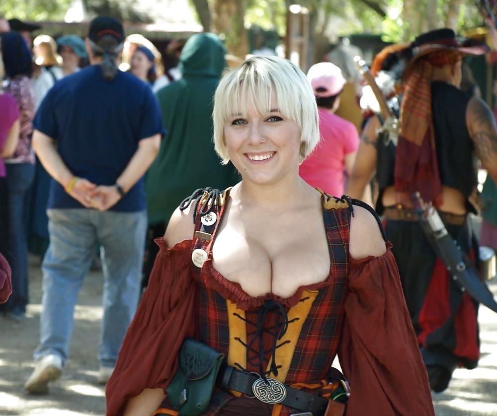 25P Ren fair boobs