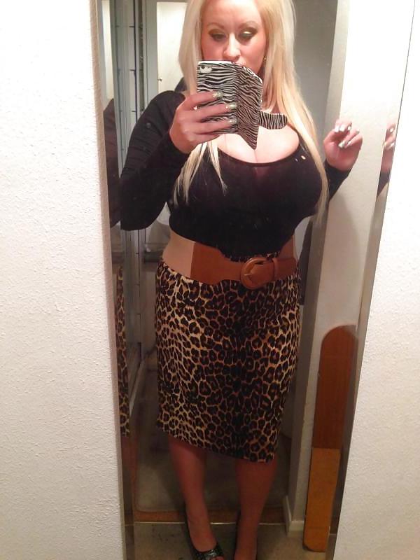 25P Huge Tits, Tight Tops 49