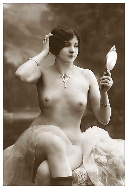 20P Vintage boobs