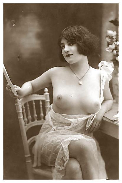 20P Vintage boobs