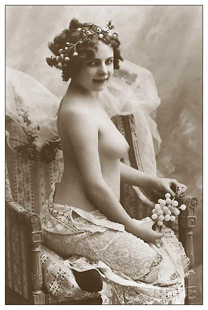 20P Vintage boobs