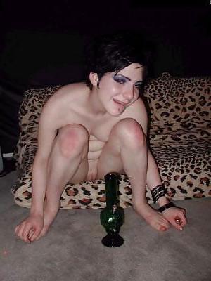 19P Sexy smoking girls