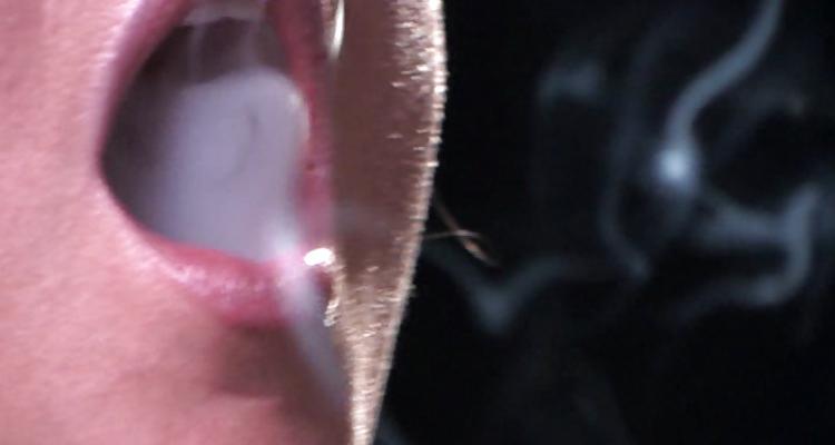 21P Smoking 035