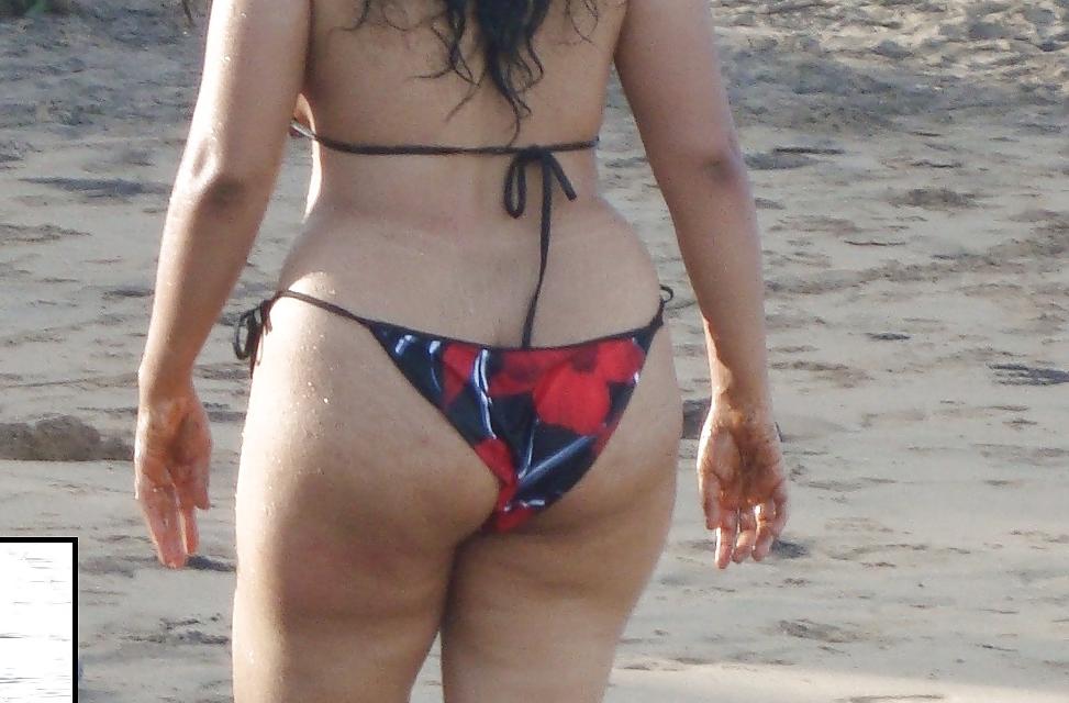 25P Indian Wife Nandita in Goa