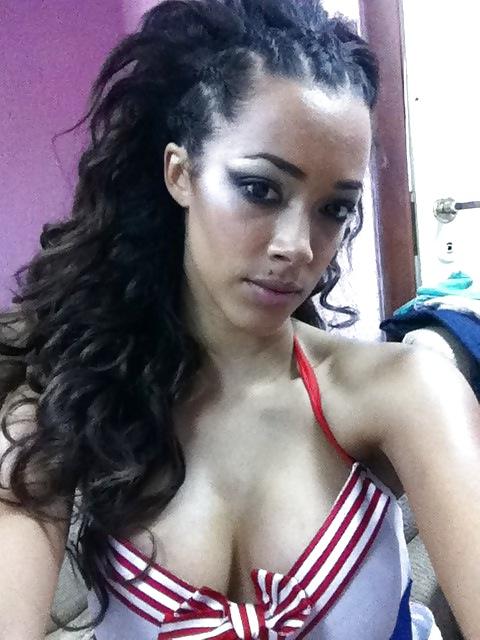 16P Sexy ebony Russian girl