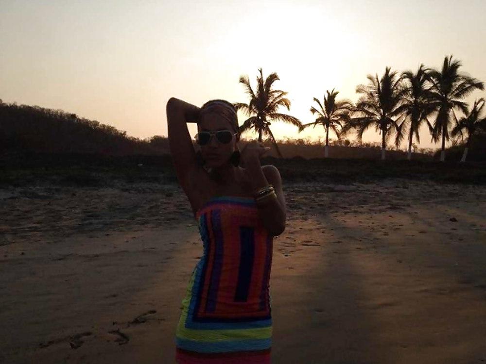 16P Sexy ebony Russian girl