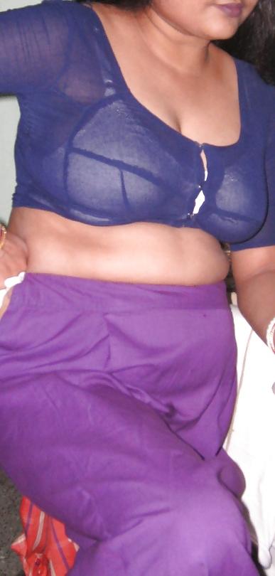 18P Indian aunty 122