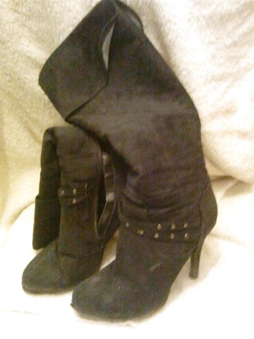 10P The boots of my girlfriend's classmate! cum on shoes!