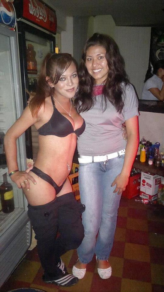 25P Spanish girl: Paola