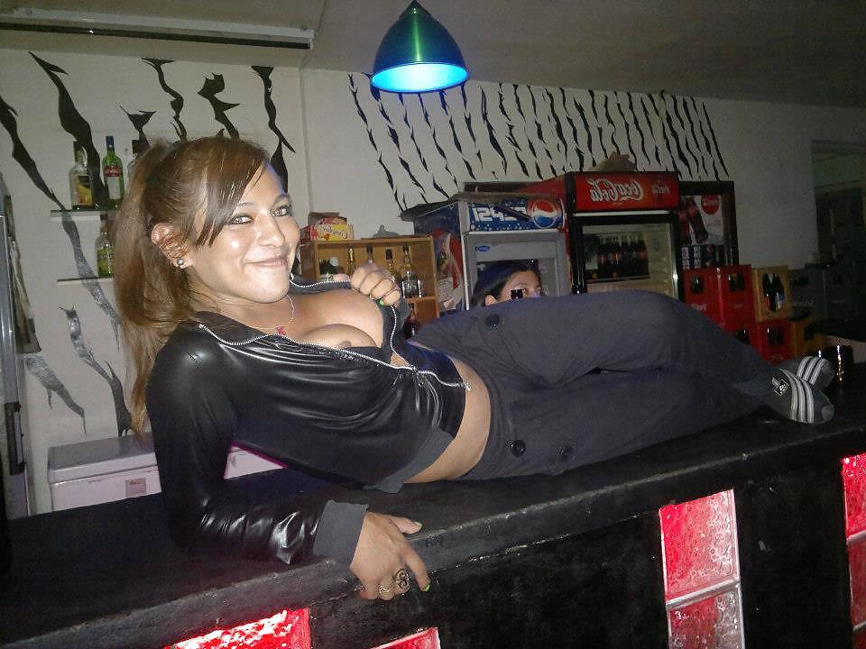 25P Spanish girl: Paola