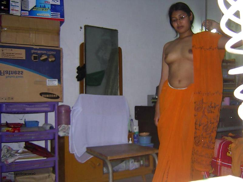 11P Indian aunty 129