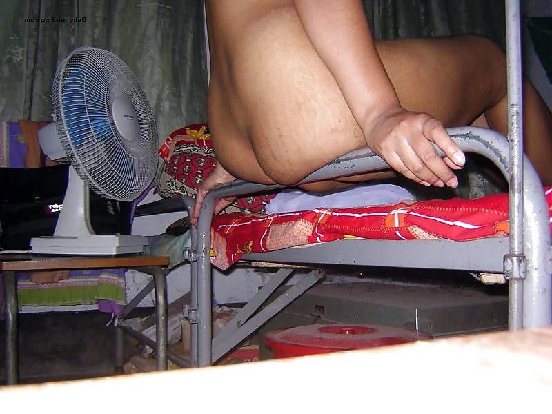 11P Indian aunty 129