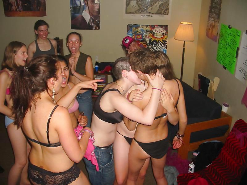 25P Bra Babes 9