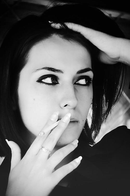 23P Girls and Ladies Smoking 