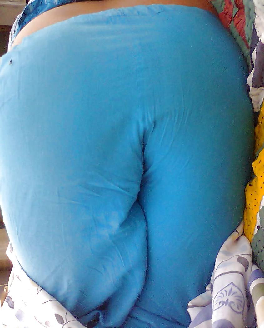 25P Arab and Indian ass