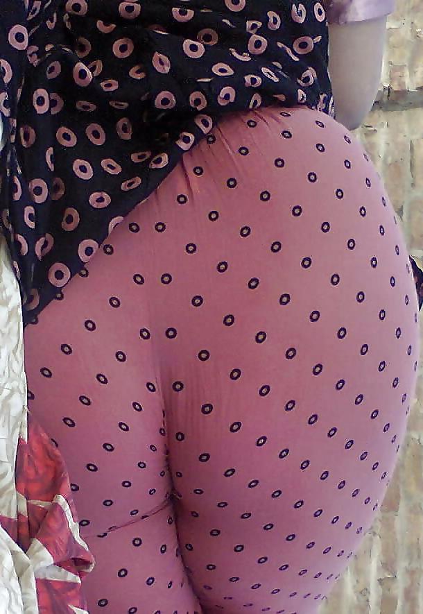25P Arab and Indian ass