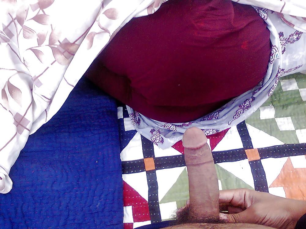 25P Arab and Indian ass