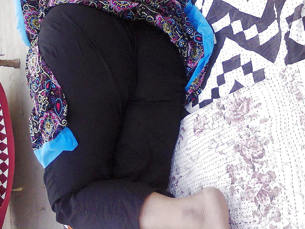 25P Arab and Indian ass