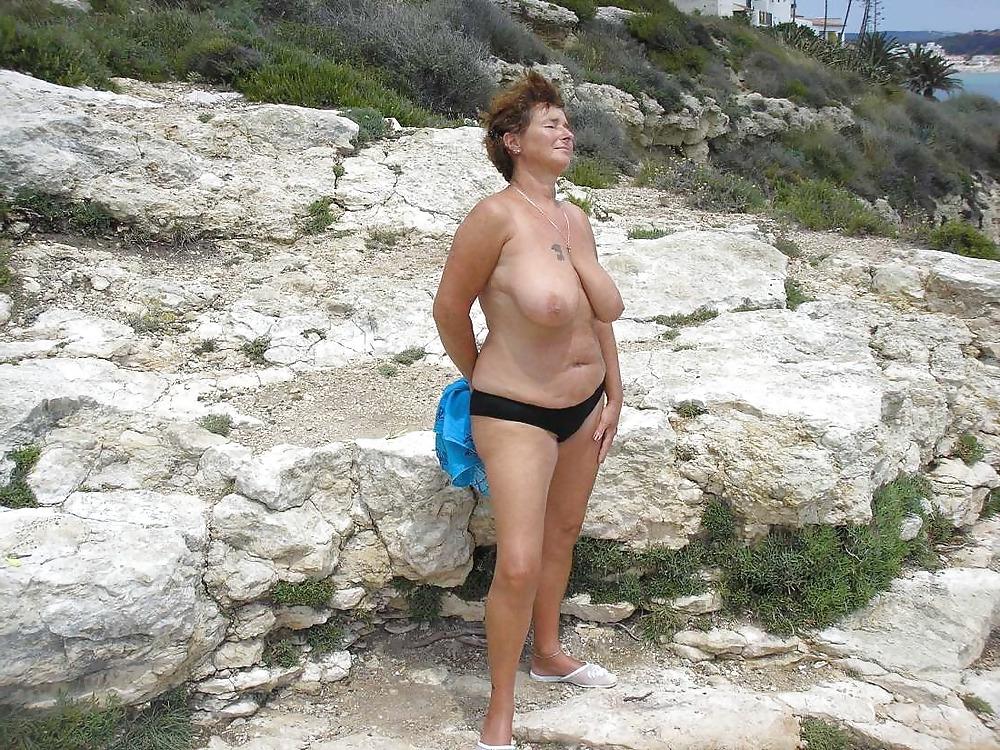 25P Saggy Tits 13