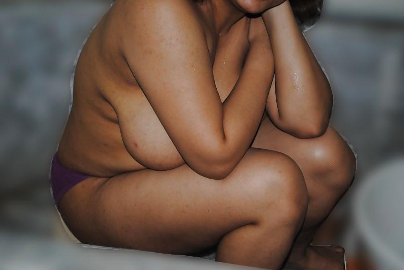25P Boobs in various angles view