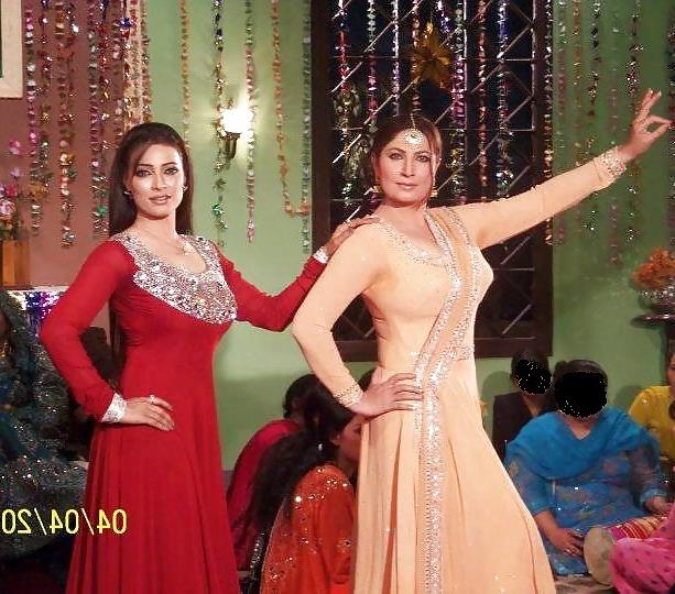 17P Indian Delights 7, WHO would you FUCK & HOW?