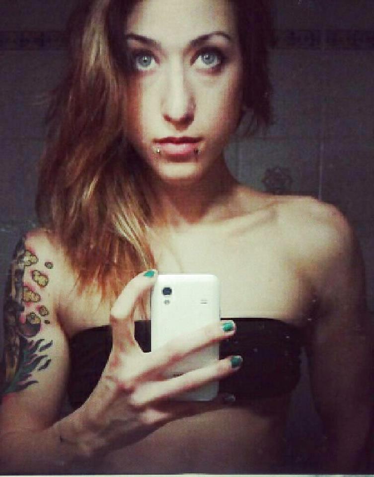 10P Sara - The Girl That Got Me Crazy Everytime I Go To The Gym 