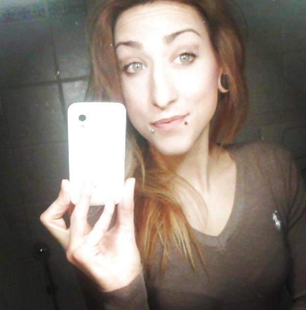 10P Sara - The Girl That Got Me Crazy Everytime I Go To The Gym 
