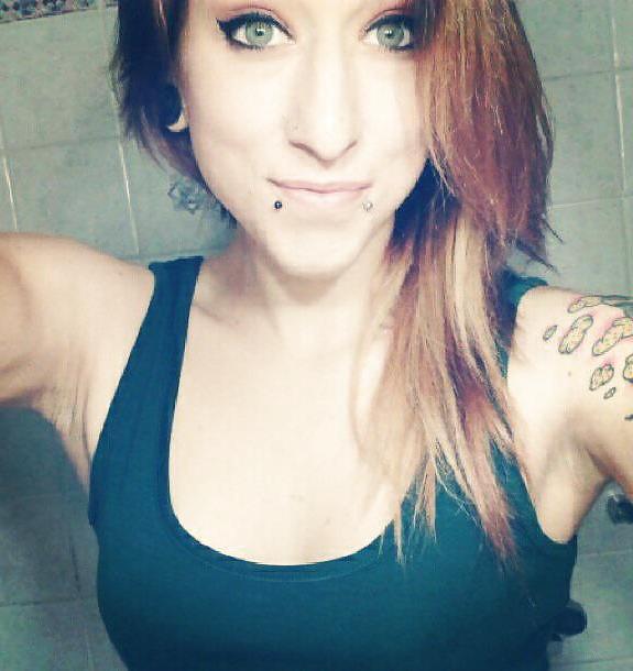 10P Sara - The Girl That Got Me Crazy Everytime I Go To The Gym 