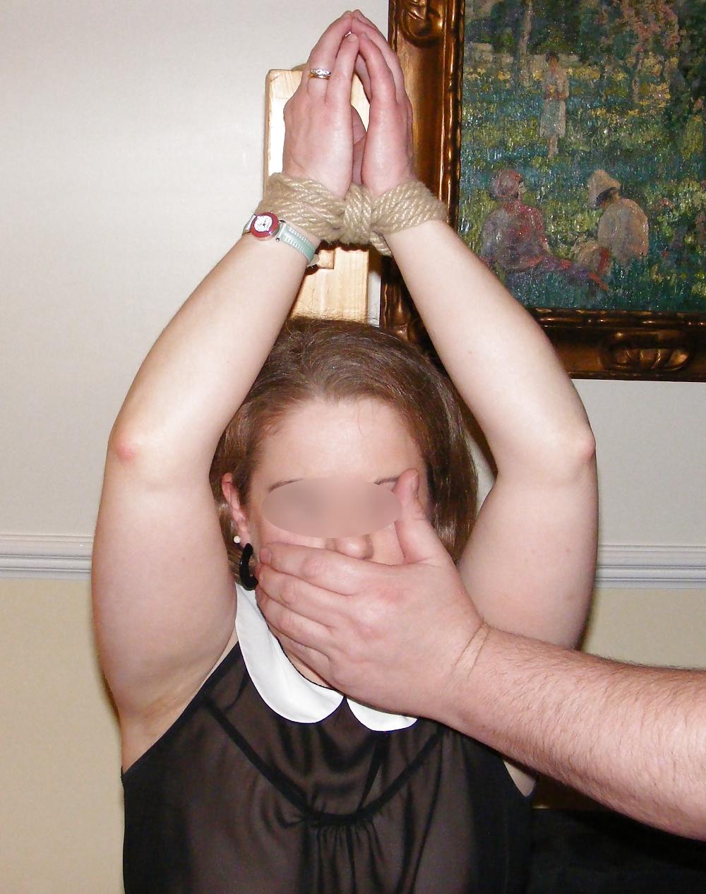 25P Bondage and caning at a fetish dinner party