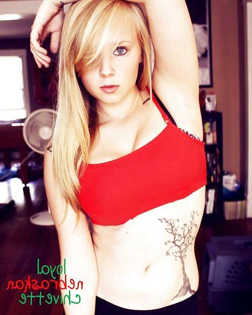 25P Sexy Girls in Sports Bras