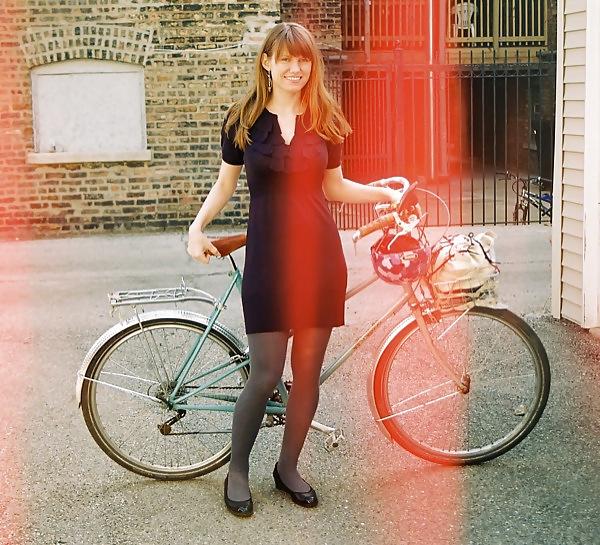 25P Female sexy legs nylon bicycle